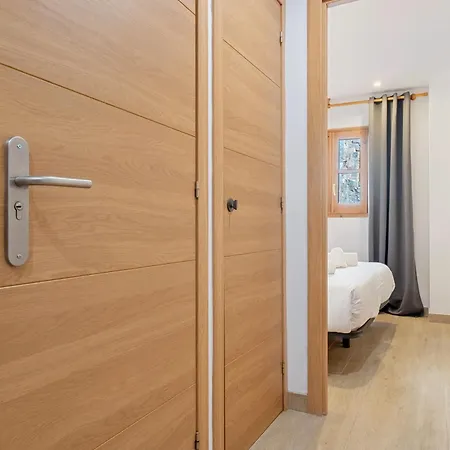 Clauhomes Ferrers Ii Apartament